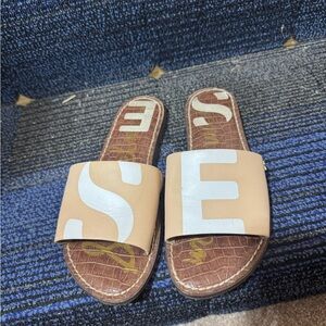 Sam Edelman Beige and White Slide Sandals